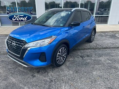 Used 2023 Nissan Kicks SV FWD image 23