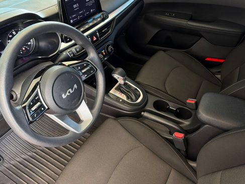 Used 2023 Kia Forte LXS FWD image 10