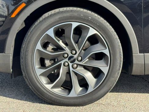 Used 2021 Lincoln Nautilus Reserve image 34