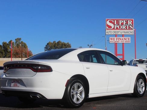 Used 2022 Dodge Charger SXT w/ Leather Interior Group RWD image 4