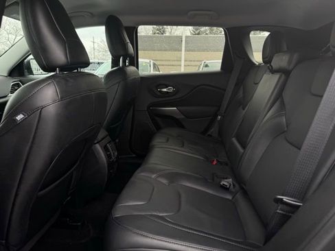 Certified 2021 Jeep Cherokee Latitude Lux w/ Comfort/Convenience Group image 22