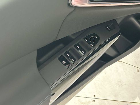 New 2026 BMW X3 xDrive30 w/ M Sport Package image 15