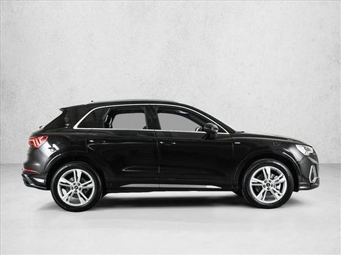 Used 2021 Audi Q3 2.0T Premium Plus image 4