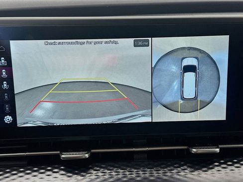 Certified 2024 Kia Carnival SX Prestige image 14