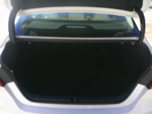 Used 2023 Toyota Camry LE image 31