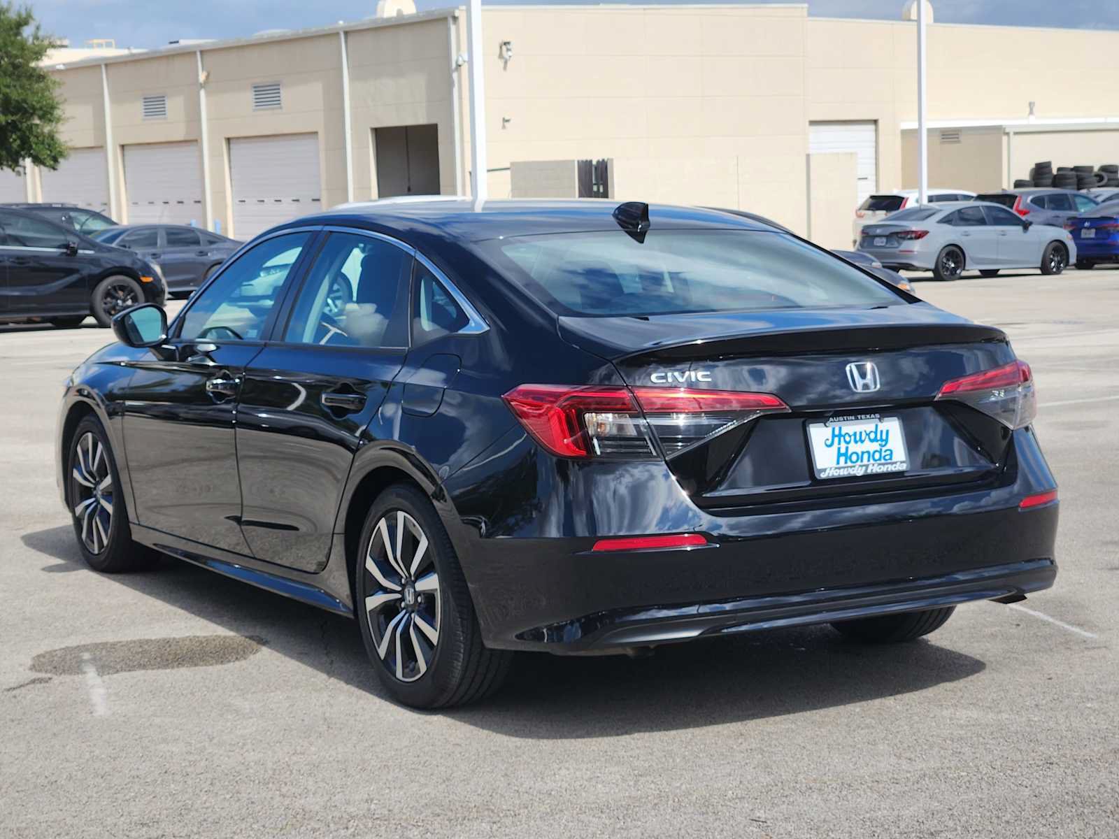Used 2024 Honda Civic EX image 5