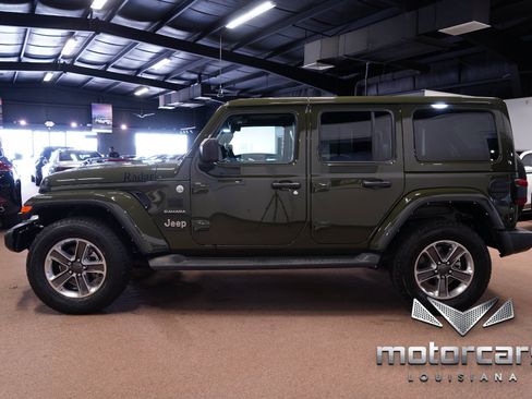 Used 2022 Jeep Wrangler Unlimited Sahara w/ LED Lighting Group AWD/4WD image 4