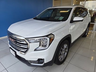 Used 2023 GMC Terrain SLT