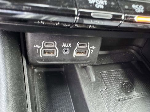 Used 2022 Dodge Durango R/T w/ Blacktop Package image 31