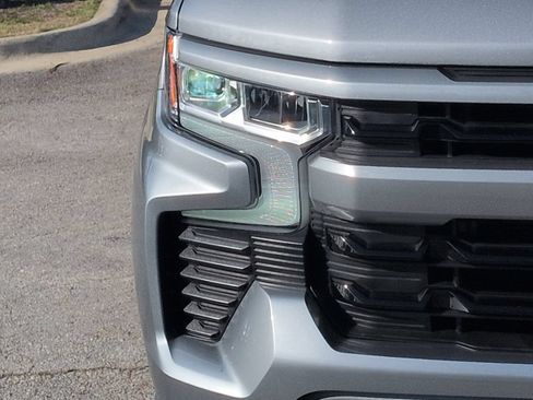 Used 2025 Chevrolet Silverado 1500 RST w/ Protection Package RWD image 9