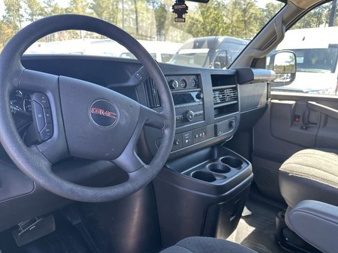 Used 2023 GMC Savana 2500 w/ Driver Convenience Package image 6