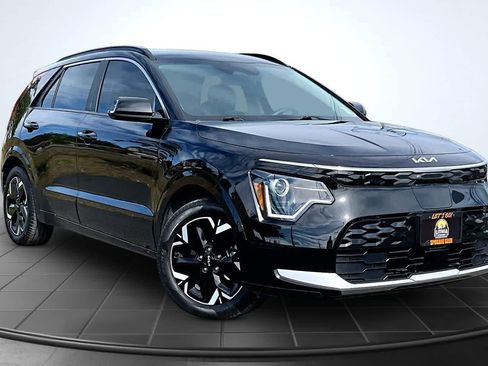 Used 2023 Kia Niro Wind FWD image 22