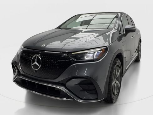 Used 2023 Mercedes-Benz EQE 350+ SUV w/ AMG Line Exterior Package image 4