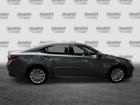 Used 2013 Lexus ES 350 w/ Luxury Pkg FWD image 11