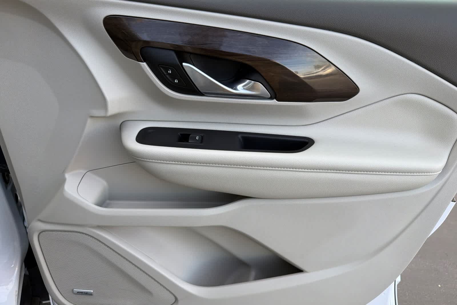 Used 2020 GMC Terrain Denali w/ Denali Premium Package FWD image 19