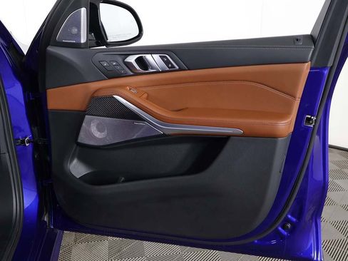 Used 2024 BMW X7 M60i w/ Executive Package image 31