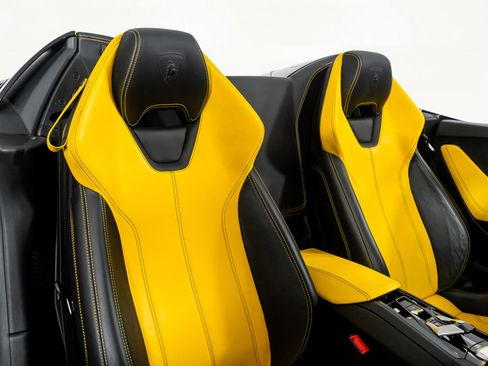 Used 2016 Lamborghini Huracan LP 610-4 image 30