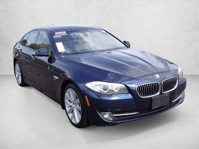 Used 2011 BMW 535i xDrive Sedan AWD/4WD image 6