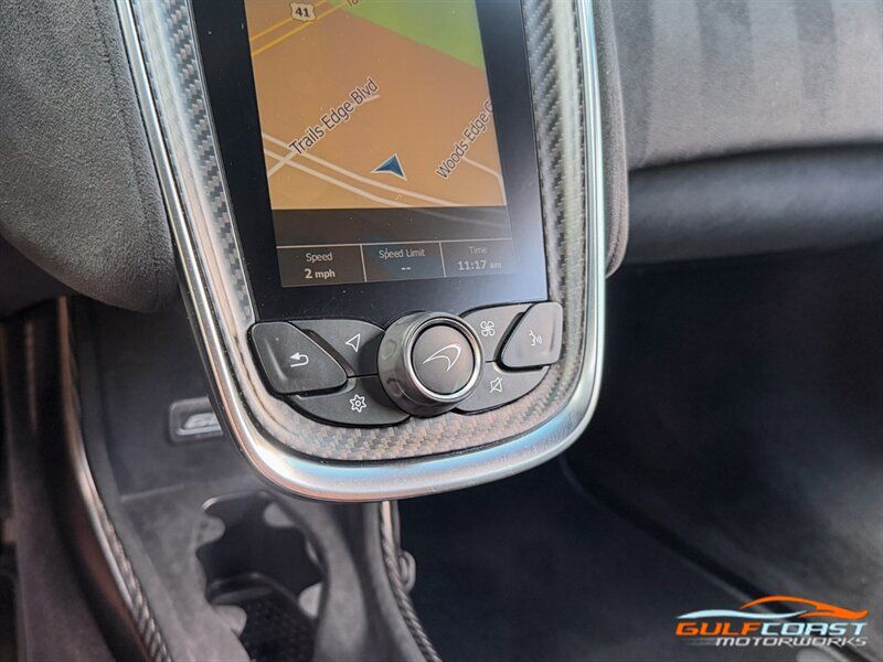 Used 2019 McLaren 600LT RWD image 18