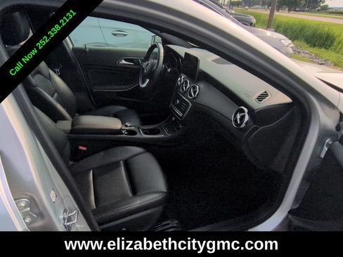 Used 2019 Mercedes-Benz GLA 250 4MATIC image 20