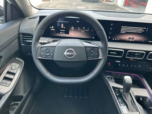 New 2026 Nissan Sentra SR w/ SR Premium Package image 11