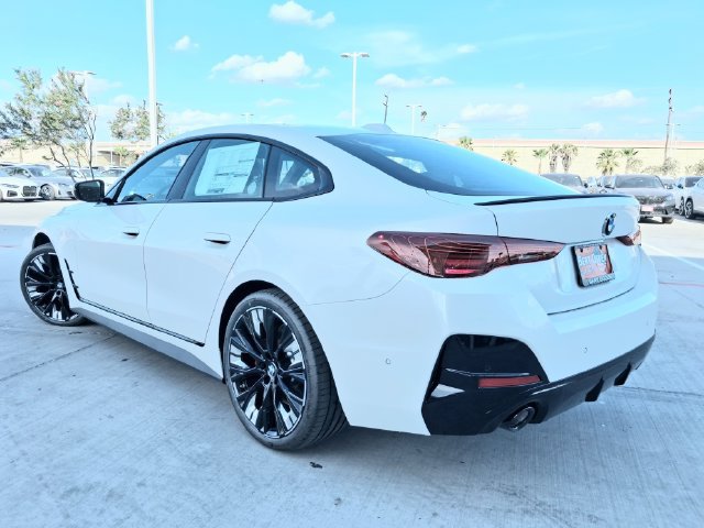 New 2026 BMW 430i w/ M Sport Package RWD image 5