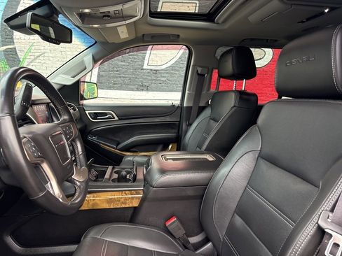 Used 2017 GMC Yukon Denali w/ Open Road Package image 11