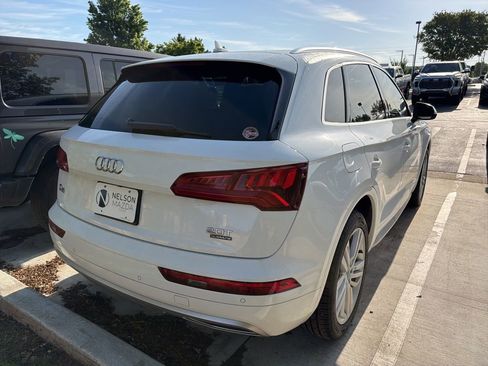 Used 2018 Audi Q5 2.0T Premium Plus w/ Premium Plus Package AWD/4WD image 3
