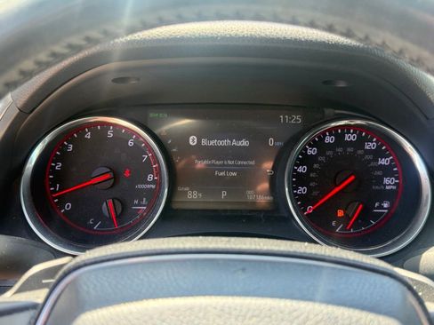 Used 2019 Toyota Camry XSE FWD image 15