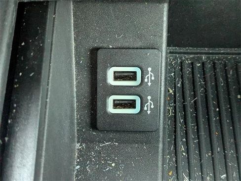 Used 2018 Ford F150 XLT w/ Equipment Group 302A Luxury image 26