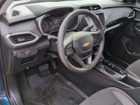 Used 2021 Chevrolet TrailBlazer LS FWD image 10