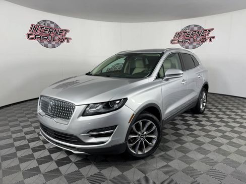 Used 2019 Lincoln MKC Select w/ Select Plus Package AWD/4WD image 1