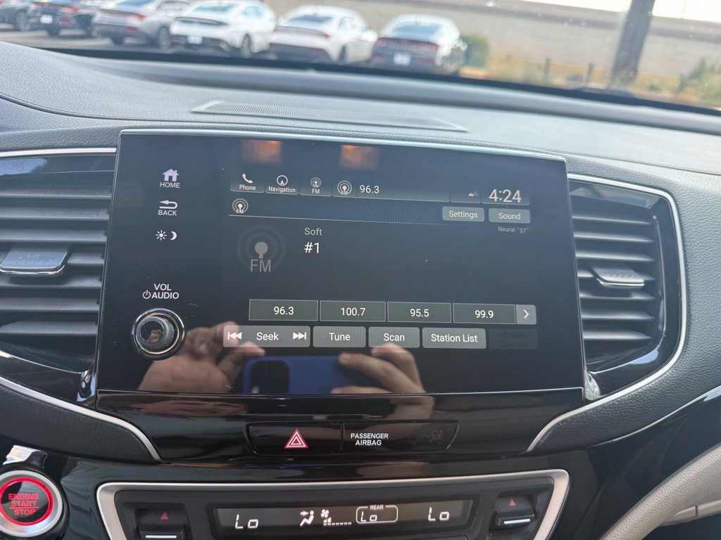 Used 2019 Honda Pilot Touring image 24