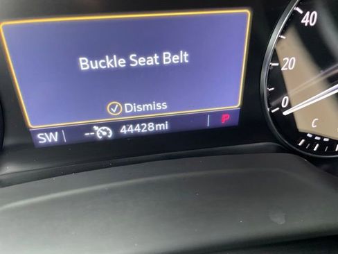 Used 2022 Buick Envision Preferred FWD image 22