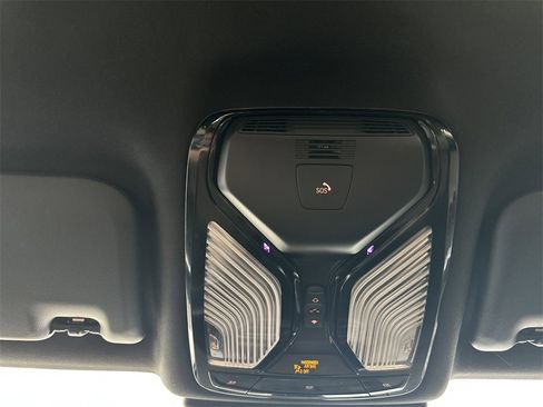 Used 2023 BMW X4 M40i w/ Premium Package image 25