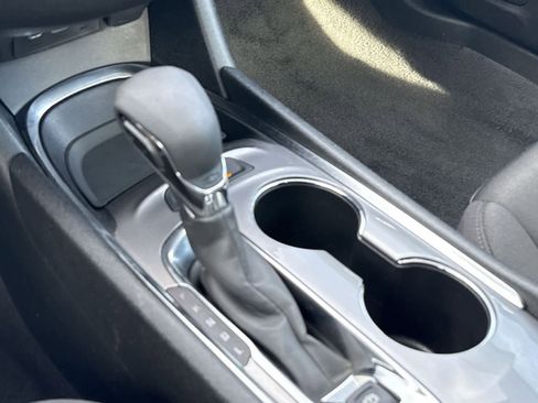 Used 2024 Chevrolet Malibu LT image 25