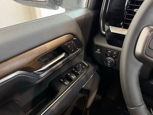 New 2026 Chevrolet Silverado 3500 High Country w/ Z71 Off-Road Package AWD/4WD image 30