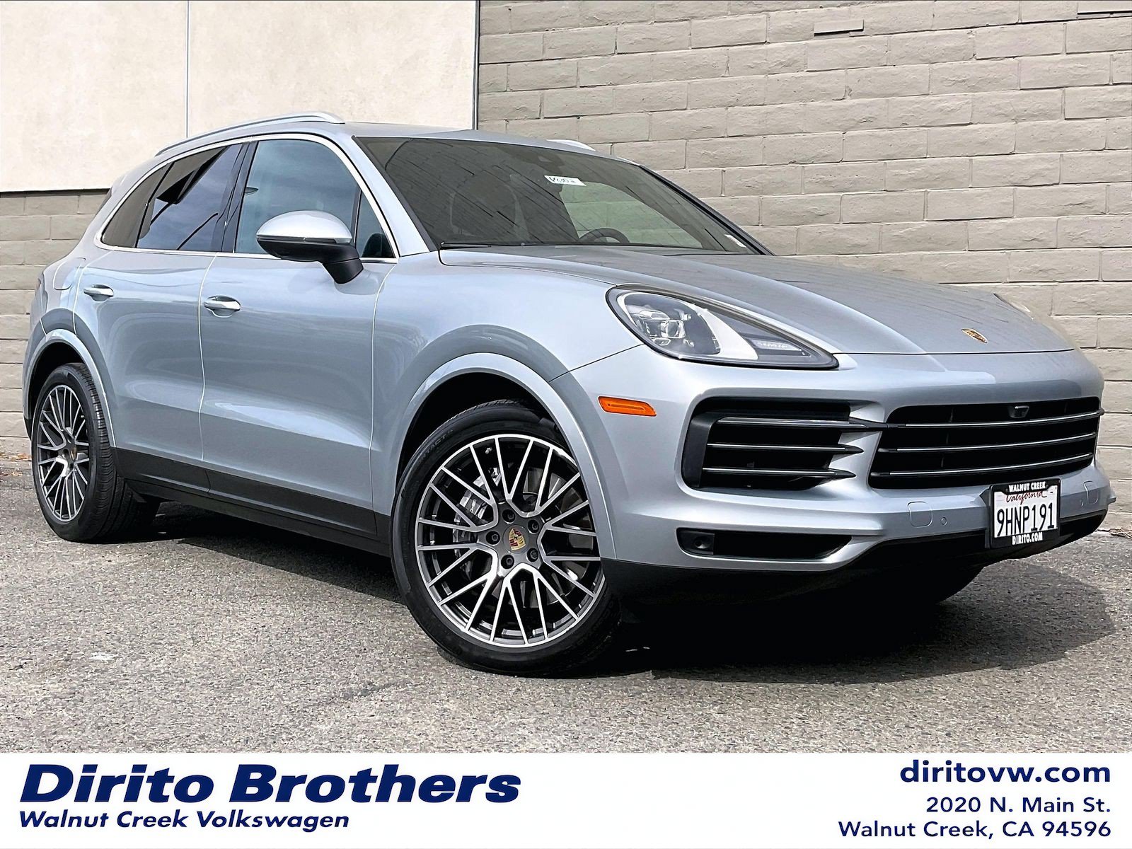 Used 2023 Porsche Cayenne AWD/4WD image 1