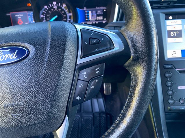 Used 2017 Ford Fusion Titanium FWD image 21