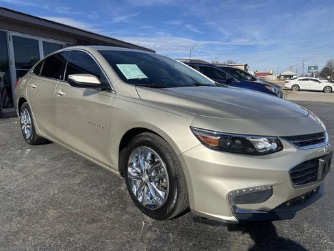 Used 2016 Chevrolet Malibu LT image 5
