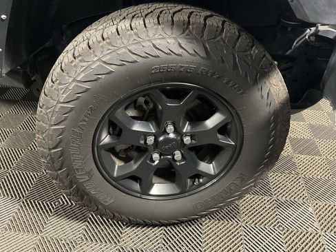 Used 2023 Jeep Wrangler Unlimited Sport AWD/4WD image 37