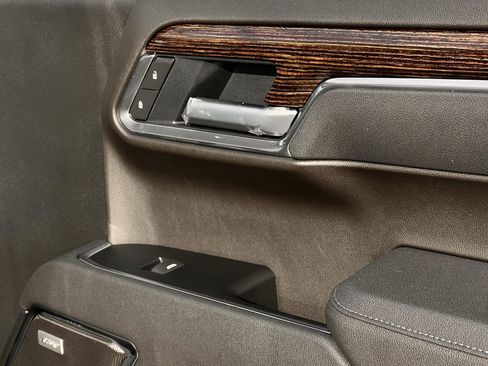 New 2026 GMC Sierra 1500 Elevation image 24