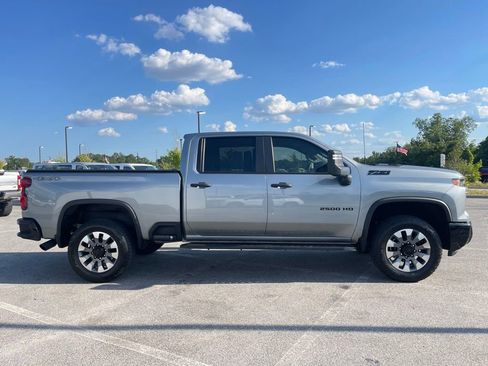 Used 2024 Chevrolet Silverado 2500 Custom w/ Custom Value Package AWD/4WD image 23