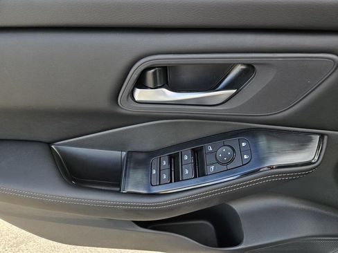 New 2026 Nissan Rogue SV image 13