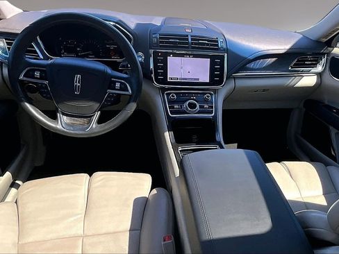 Used 2017 Lincoln Continental Reserve FWD image 7