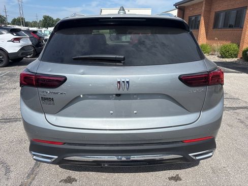 Used 2025 Buick Envision Preferred image 10