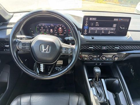 Used 2024 Honda Accord Sport image 10