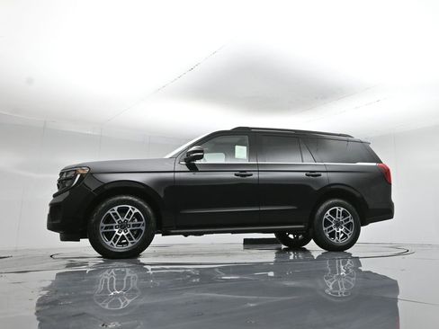 New 2026 Ford Expedition Active image 53