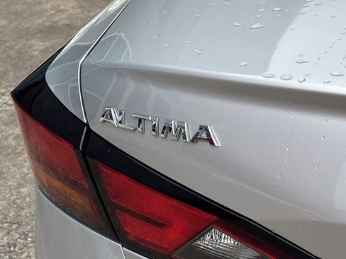 Used 2022 Nissan Altima 2.5 SR image 7