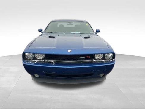 Used 2009 Dodge Challenger R/T image 2
